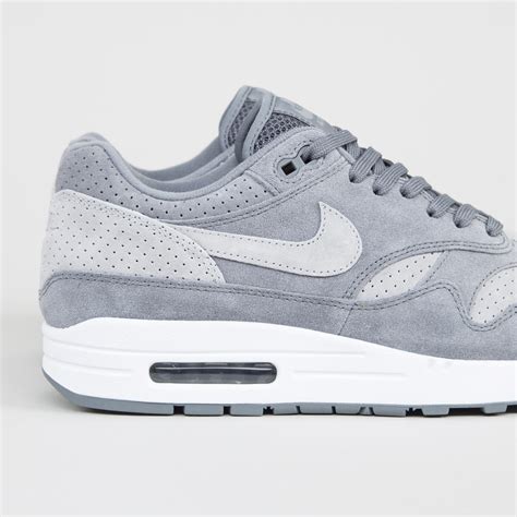 Nike Air Max 1 Premium 'Wolf Grey'.